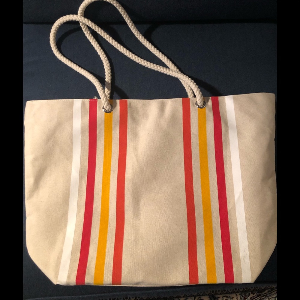 Perfect tote bag for beach and summer fun